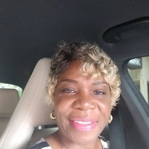 Meet your Posher, Sheila